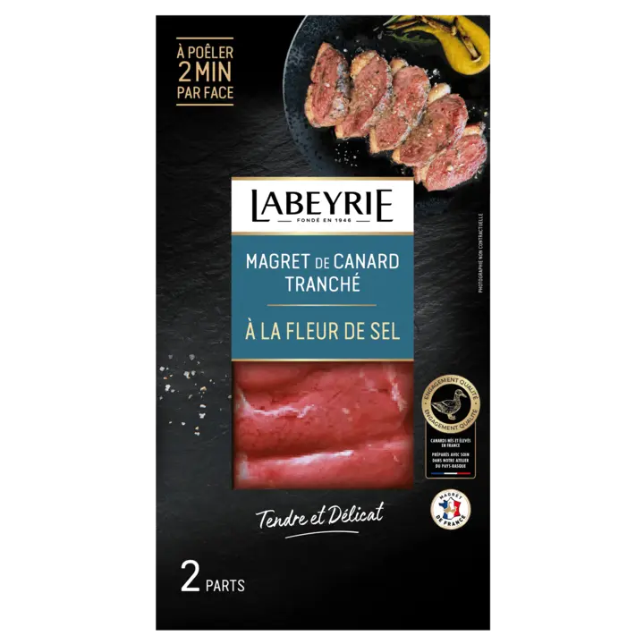 Magret de canard tranché assaisonné à la fleur de sel